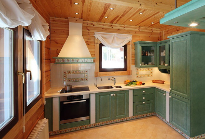 cucina verde in stile provenzale