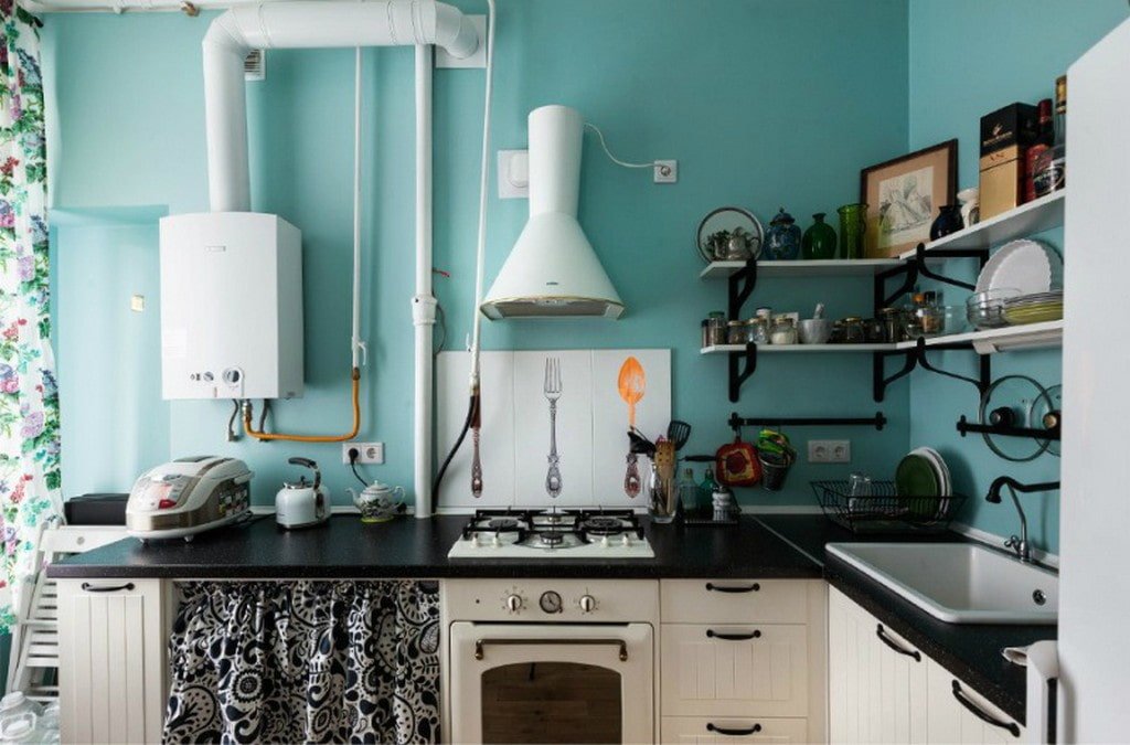 Cucina in una Krusciovka con scaldabagno a gas: opzioni di posizionamento, 37 foto