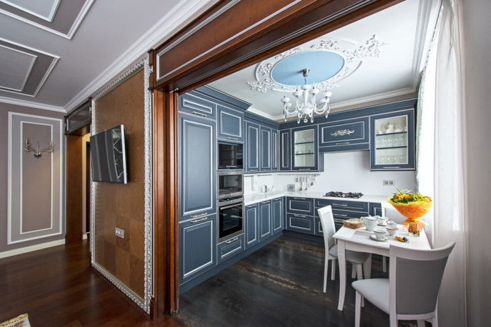 combinazione di colori di una cucina classica