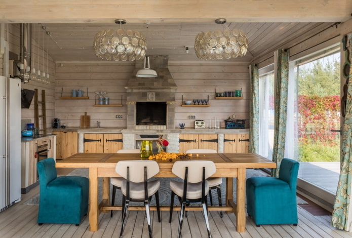 cucina in stile country all'interno della casa