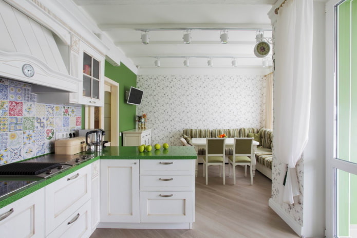 decorazione cucina in stile provenzale
