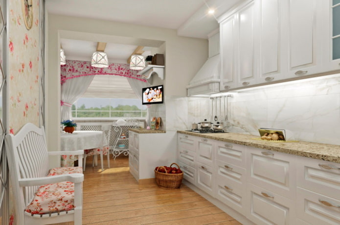 Stile provenzale nell'interno di una cucina bianca
