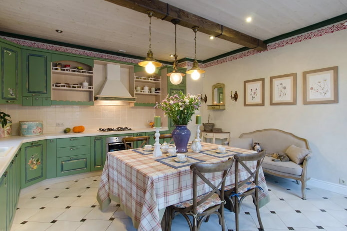 decorazione all'interno della cucina in stile provenzale