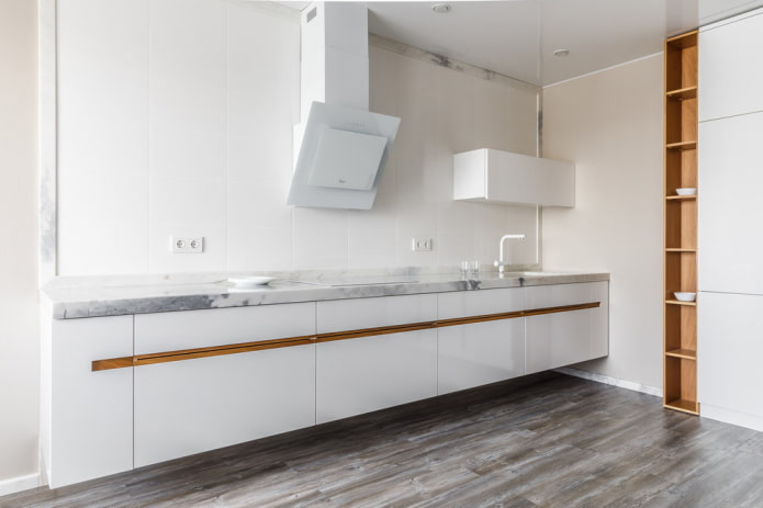 cucina luminosa in stile moderno