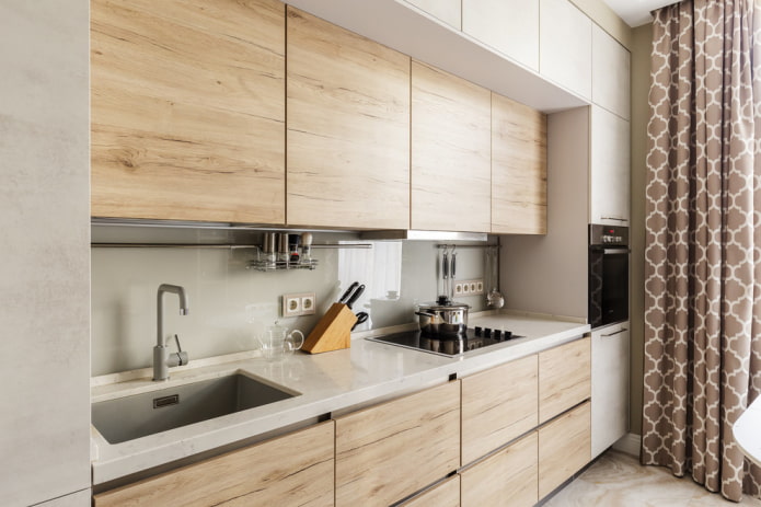 lavello in pietra artificiale nell'interno della cucina