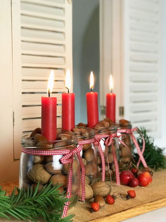 Candelabri di noci
