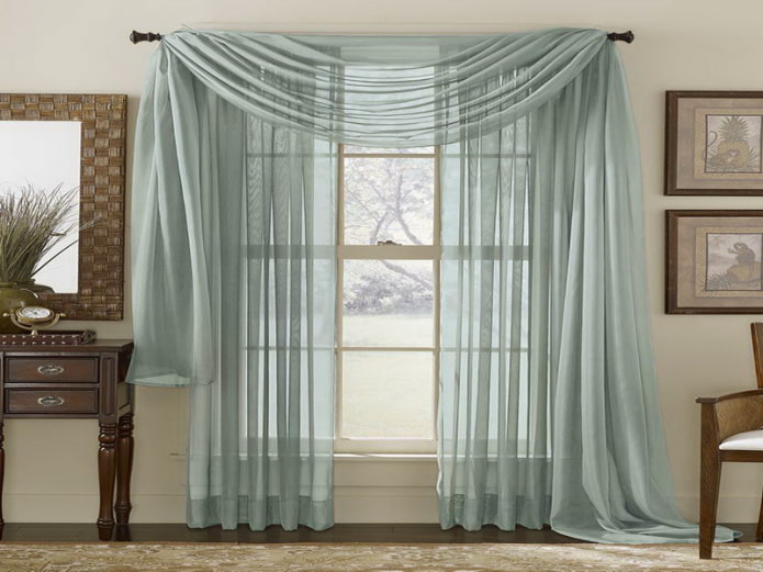 Delicato drappeggio in chiffon