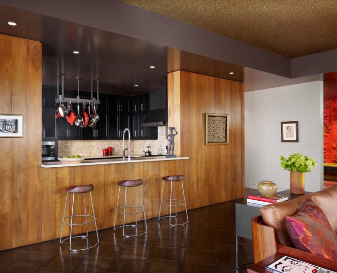 installazione verticale del laminato a parete