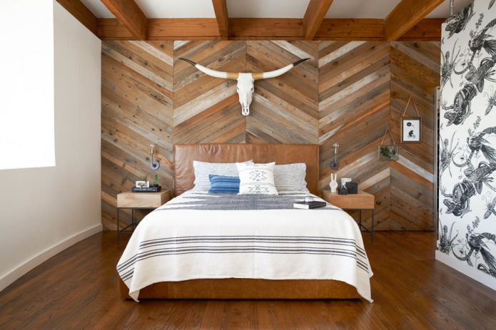 Parquet sulla parete della camera da letto