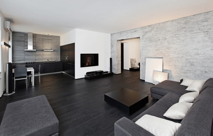 Laminato nero negli interni del soggiorno