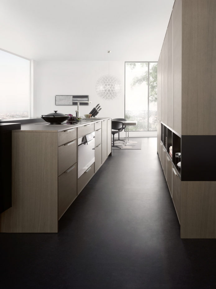 linoleum nero nell'interno della cucina