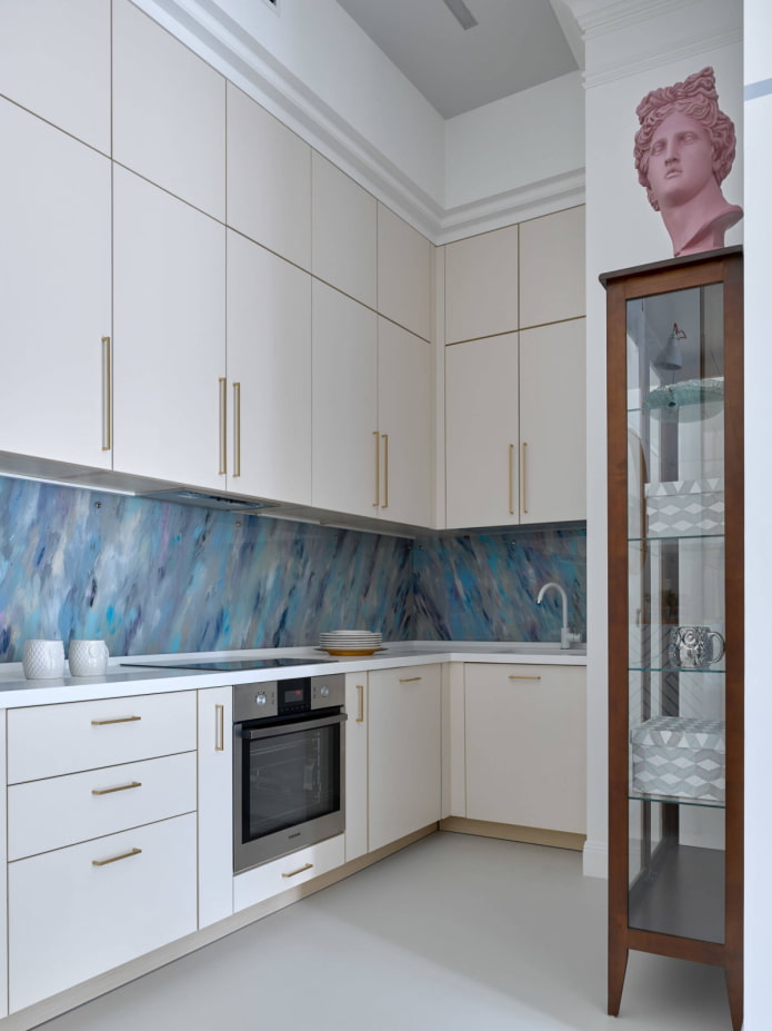 linoleum sulla parete dell'interno della cucina