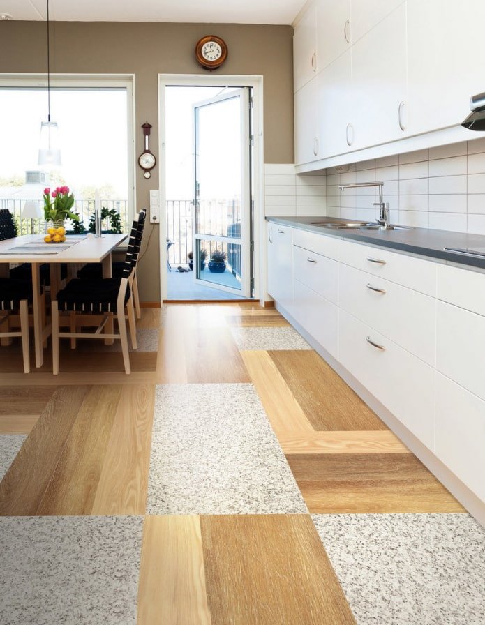 linoleum nell'interno della cucina