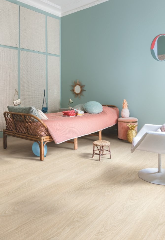 linoleum beige con finto laminato all'interno