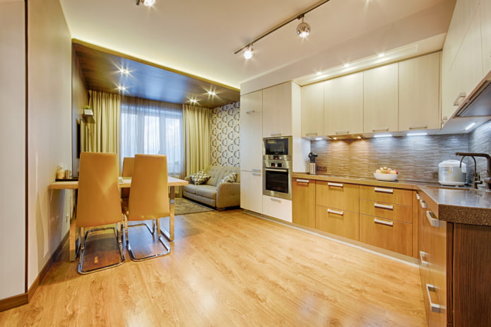 linoleum con laminato finto in cucina