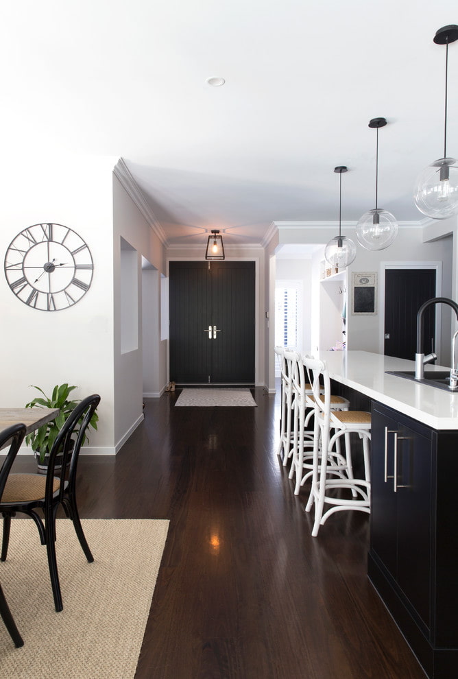 Linoleum wenge negli interni