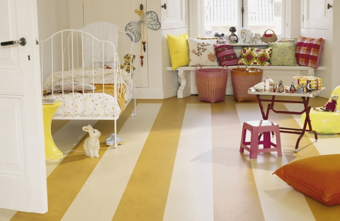 linoleum bicolore negli interni