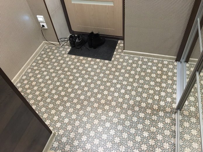linoleum con motivo