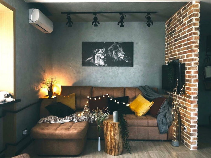 soggiorno in un edificio Krusciov in stile loft