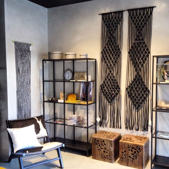 decorare la parete con il macramè