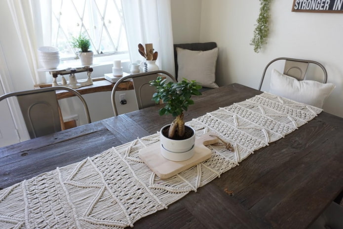runner da tavolo in stile boho