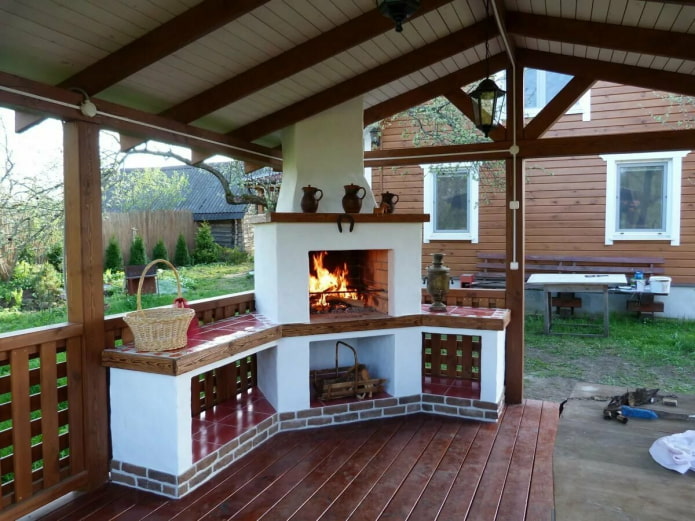 stufa ad angolo nel gazebo