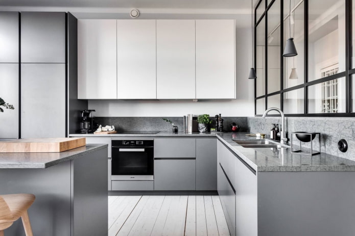 cucina opaca chiara