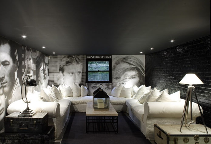 soffitto teso nero all'interno