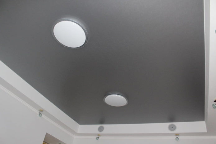 soffitto teso opaco di colore grigio