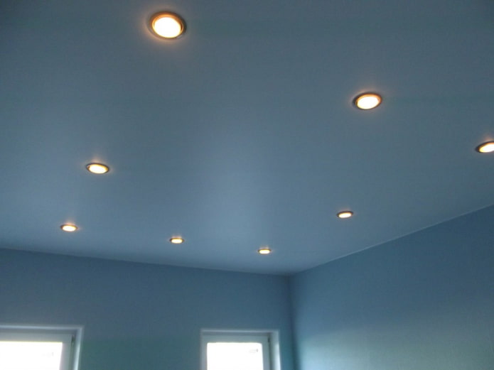 soffitto teso opaco di colore blu