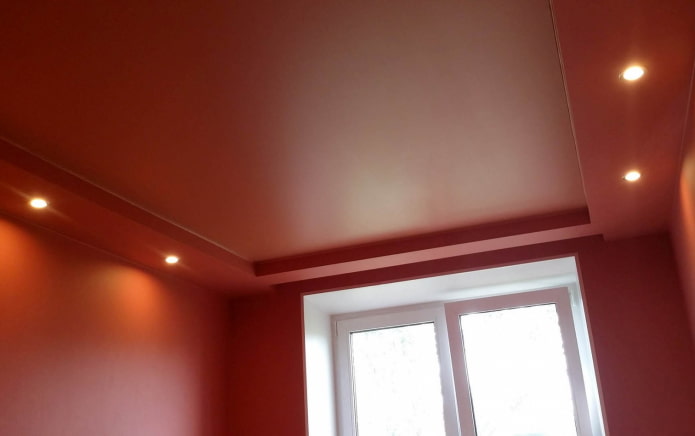 soffitto teso opaco di colore rosso