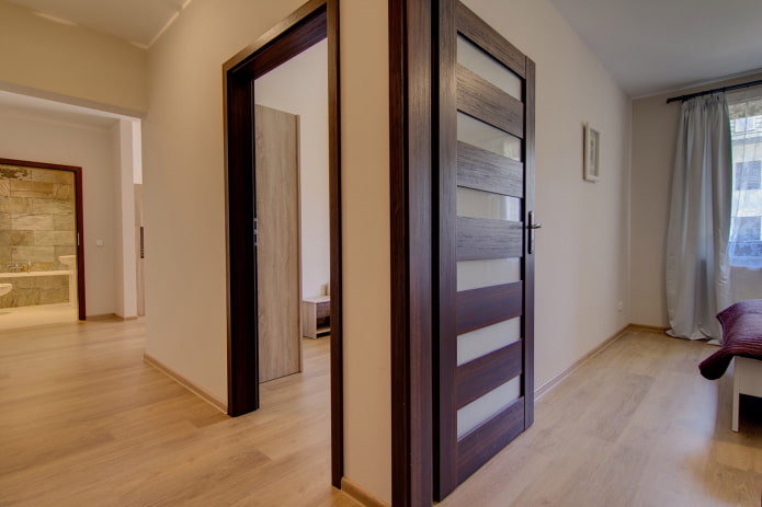 porte con inserti in vetro orizzontali