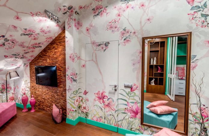 decorazione di porta e parete con lo stesso materiale