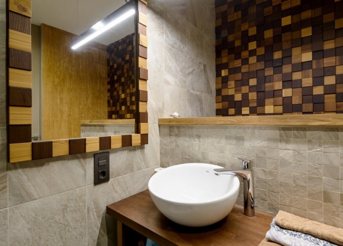 piastrelle a mosaico in legno nel bagno