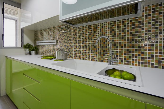 piastrelle di mosaico in ceramica all'interno