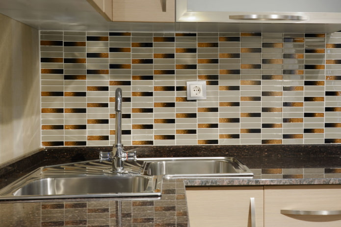 mosaico rettangolare in cucina