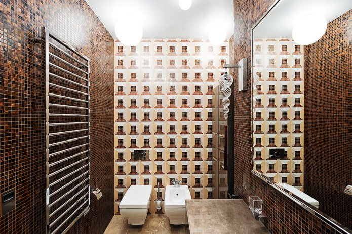 mosaico all'interno del bagno