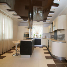 Varianti di design dei soffitti tesi in cucina-7