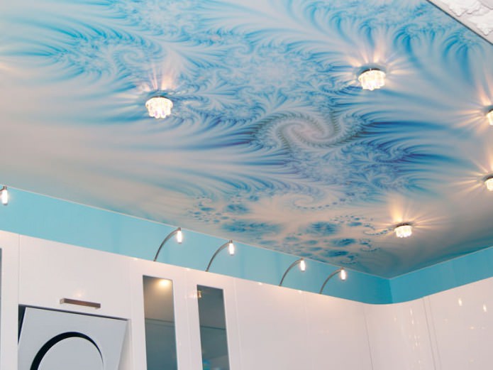 Soffitto teso in cucina con stampa fotografica