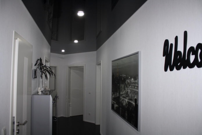 struttura del soffitto teso nero