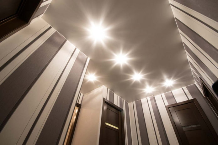 struttura del soffitto teso grigio