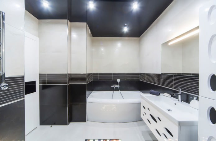 bagno bianco e nero