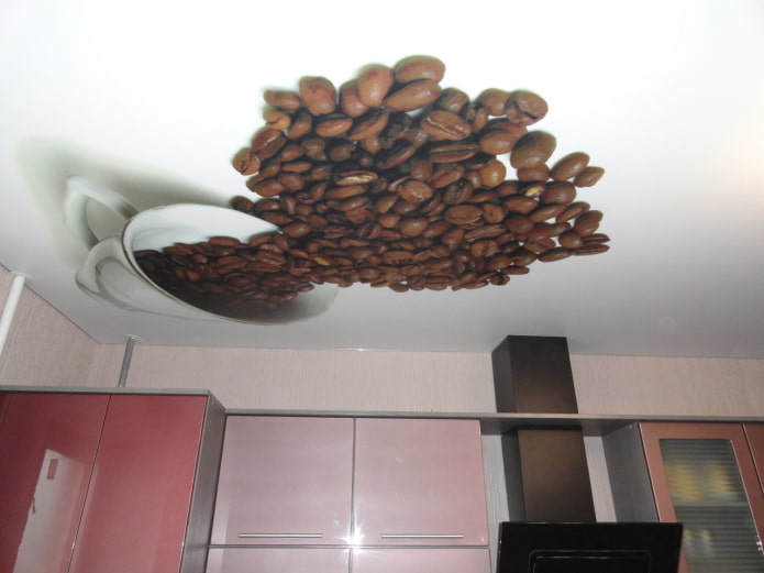 soffitto con l'immagine del caffè in cucina