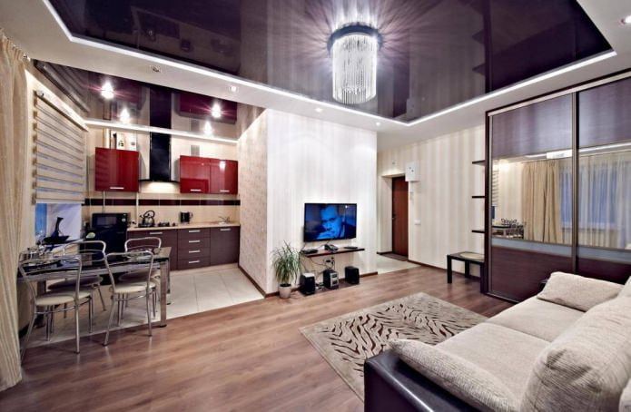 Soffitto teso in cucina-soggiorno