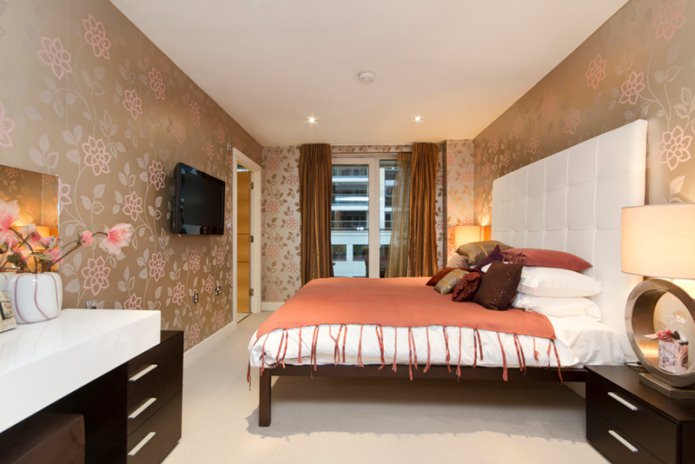 Soffitto teso a un solo livello in camera da letto