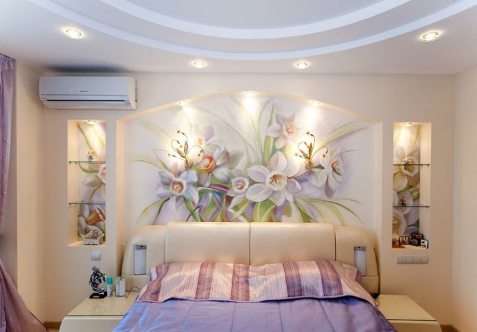 nicchia con pittura all'interno della camera da letto