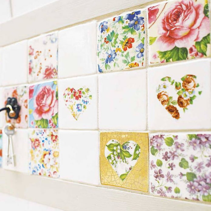 Decoupage di piastrelle