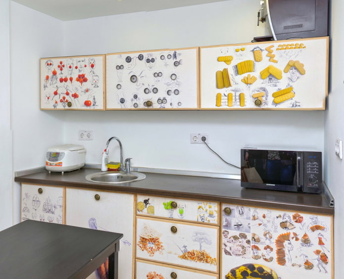 Decoupage in cucina