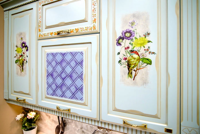 Decoupage di facciate