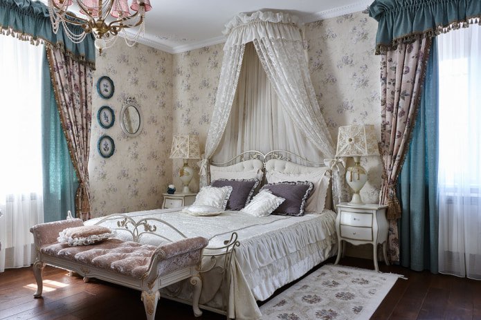 camera da letto in stile classico